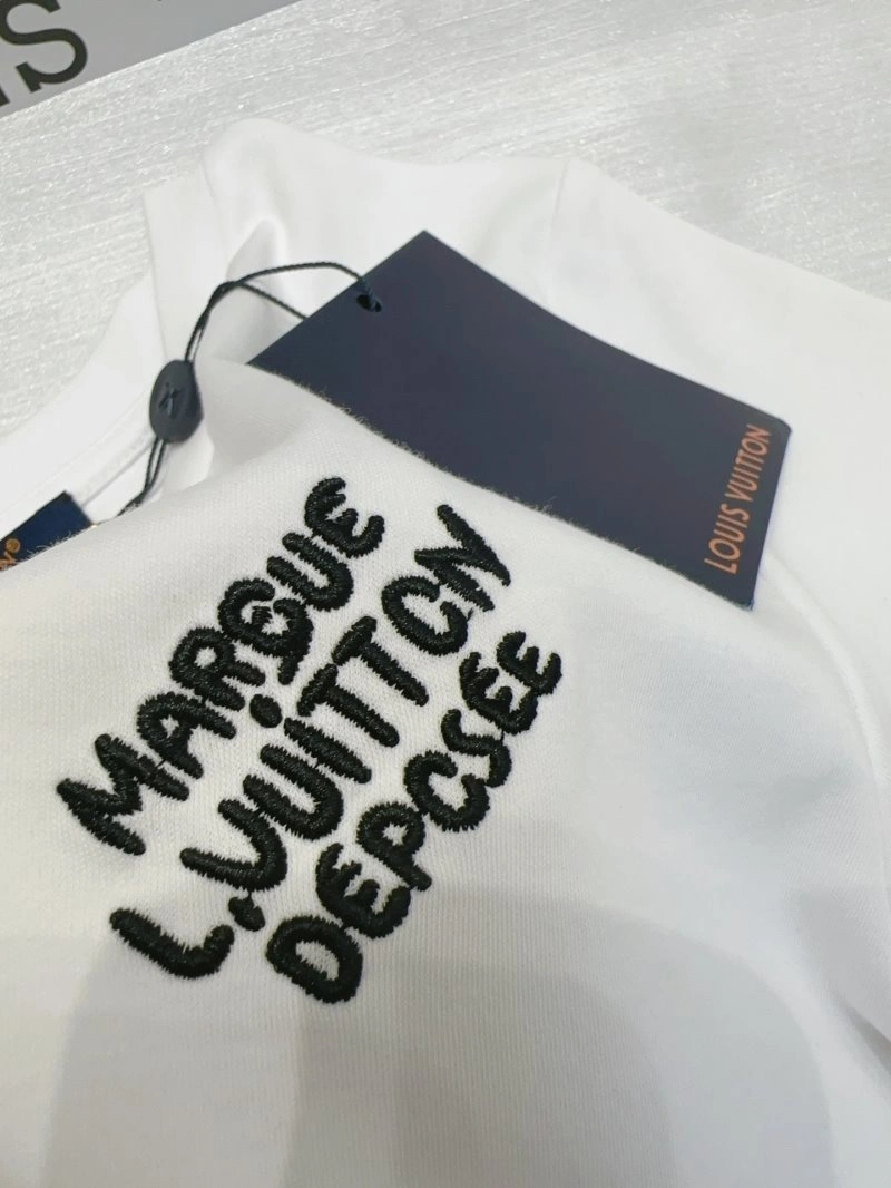 Louis Vuitton T-Shirts EyeCatching 131327
