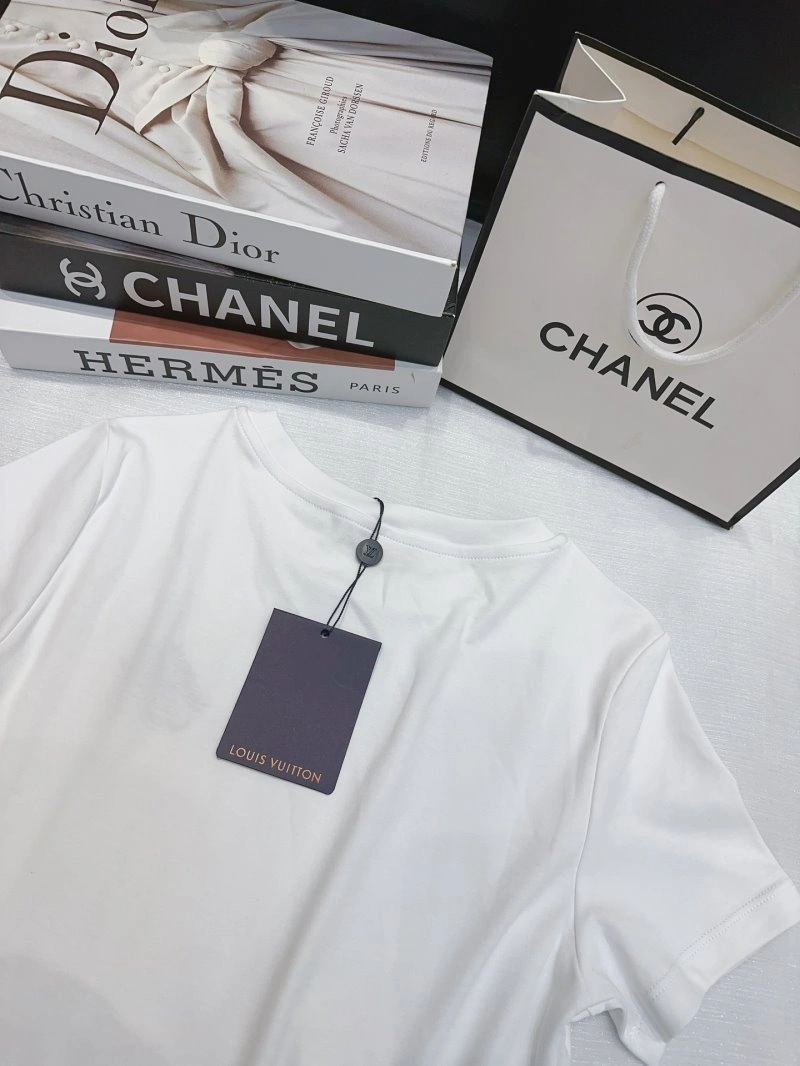 Louis Vuitton T-Shirts EyeCatching 131327