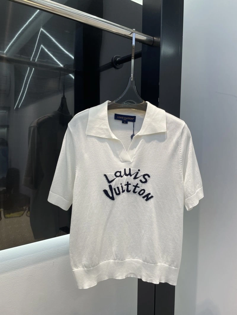 AllSeason Louis Vuitton T-Shirts 131323