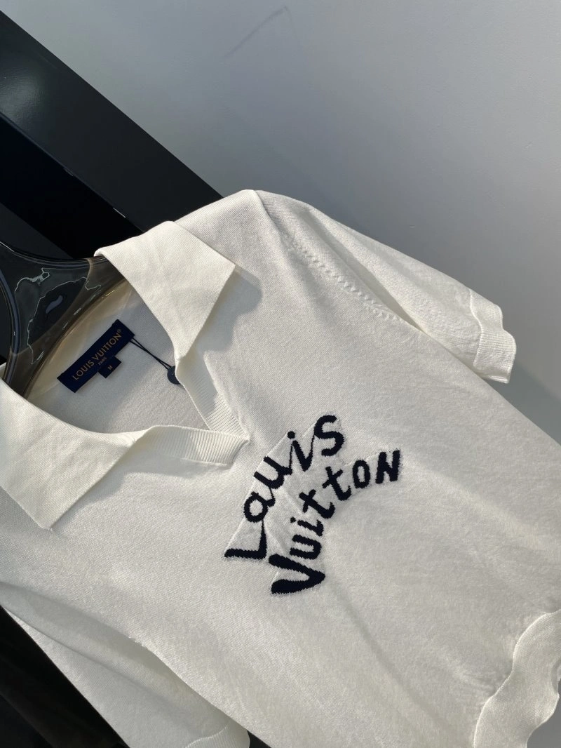 AllSeason Louis Vuitton T-Shirts 131323