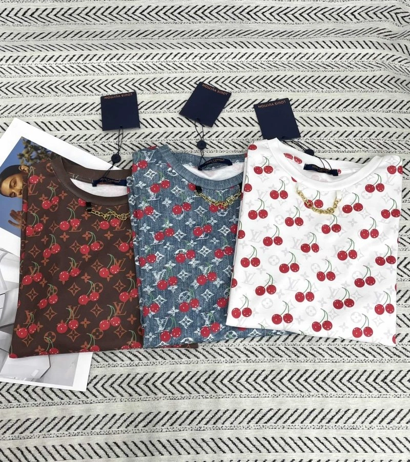 Supportive Louis Vuitton T-Shirts 131343