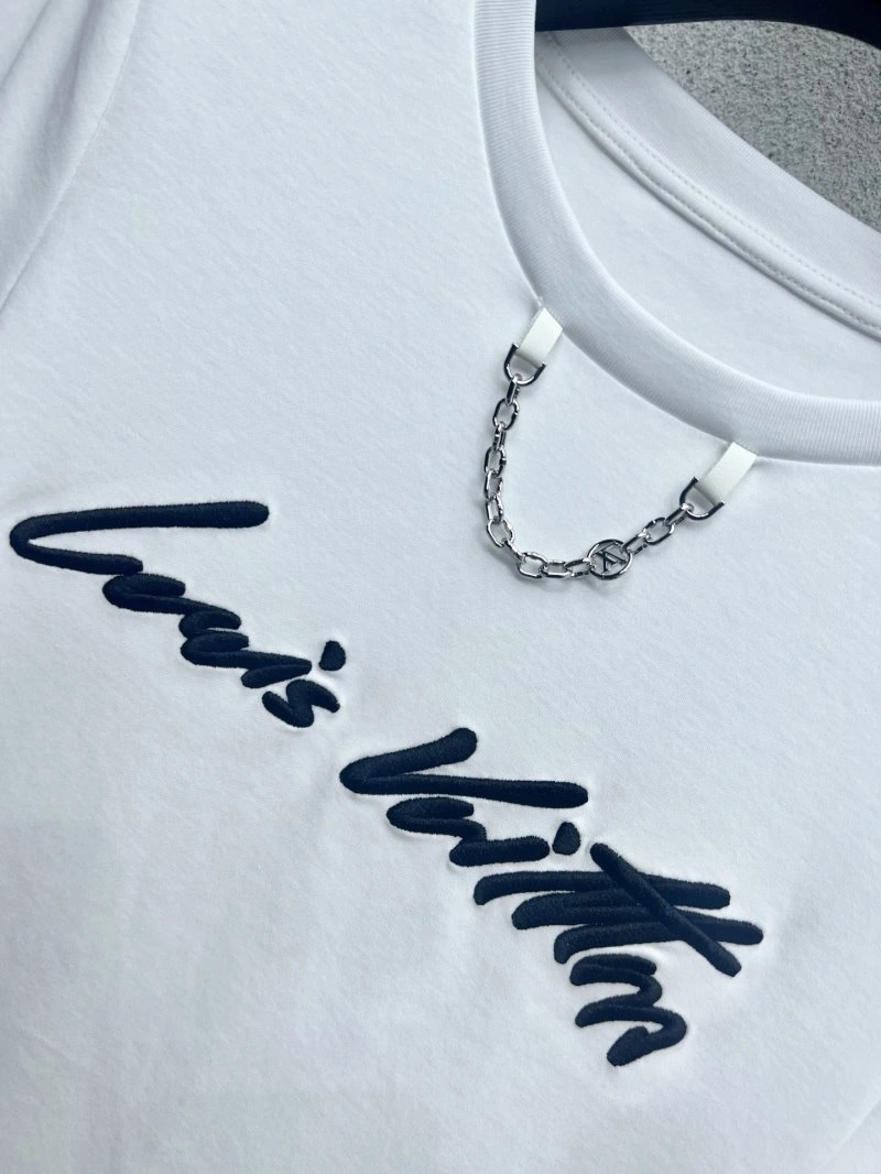 Louis Vuitton T-Shirts Fashionable 131330