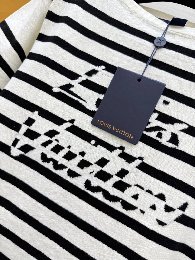 MultiPurpose Louis Vuitton T-Shirts 131333