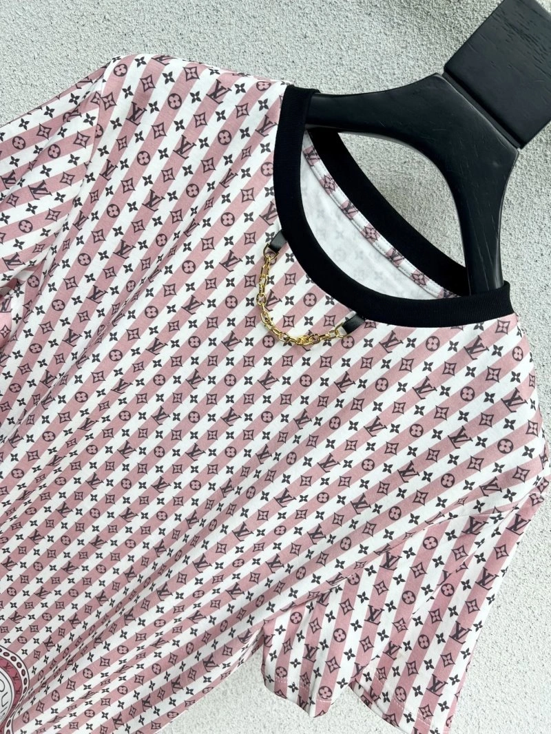 Louis Vuitton T-Shirts AllSeason 131322