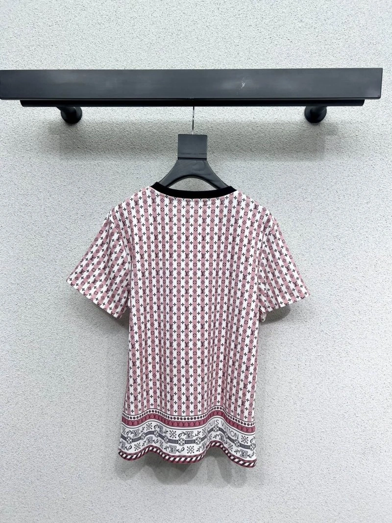 Louis Vuitton T-Shirts AllSeason 131322