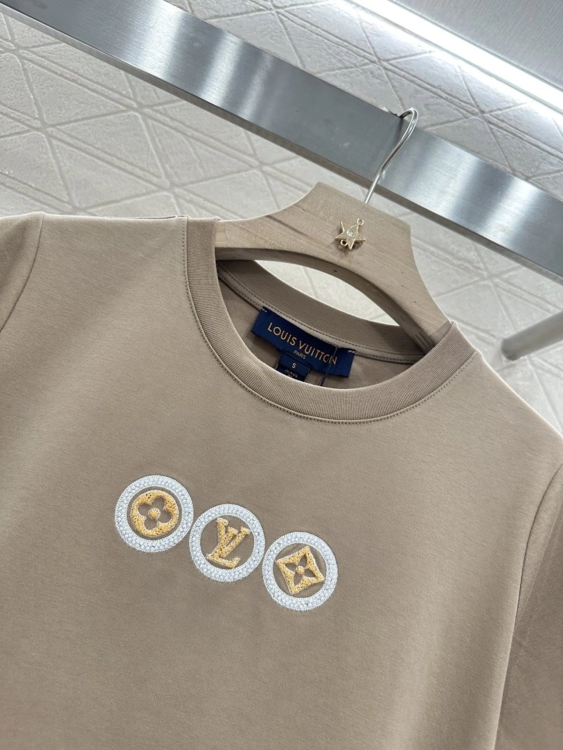 Louis Vuitton T-Shirts TechFriendly 131317