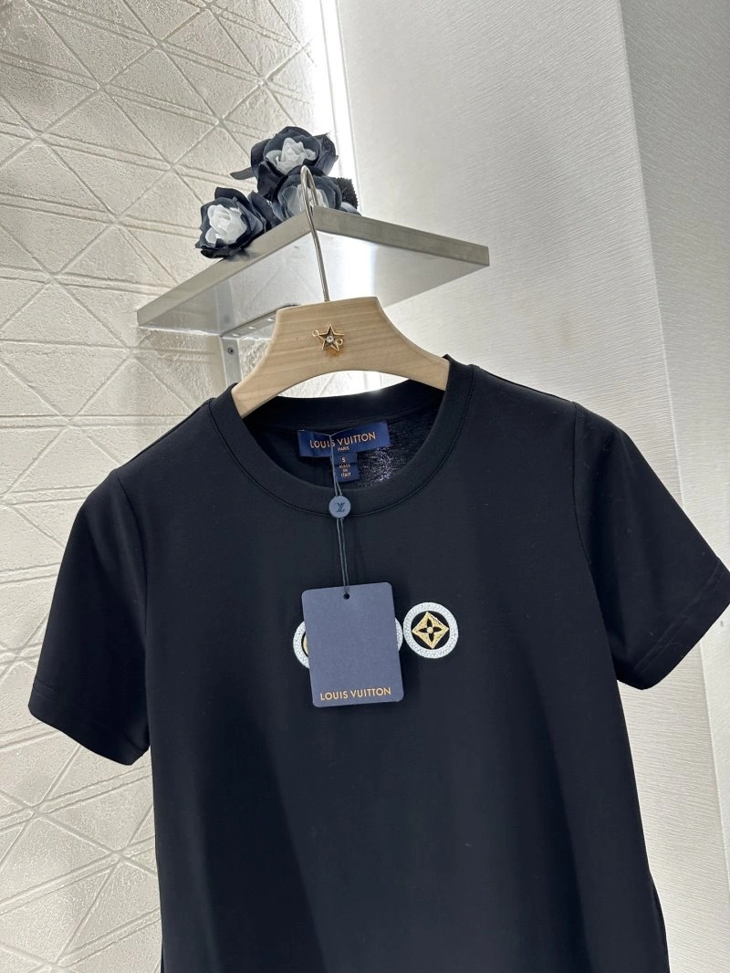Comfortable Louis Vuitton T-Shirts 131318