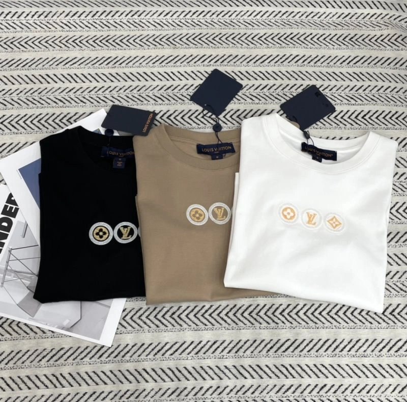 ModernLook Louis Vuitton T-Shirts 131312
