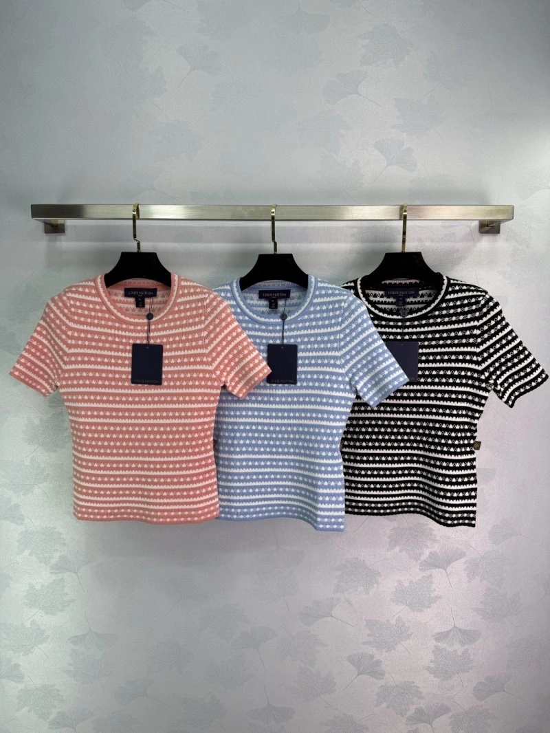 Louis Vuitton T-Shirts Cozy 131306