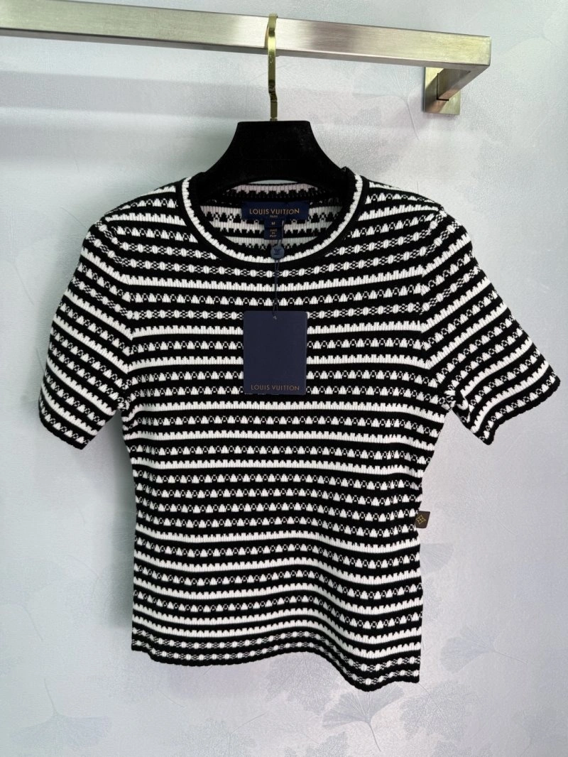 Louis Vuitton T-Shirts Cozy 131306