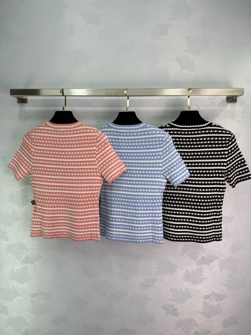 Louis Vuitton T-Shirts Cozy 131306
