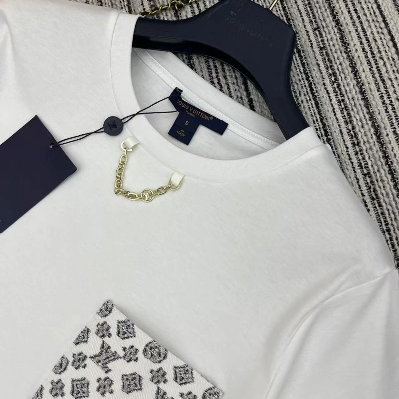 Stylish Louis Vuitton T-Shirts 131311