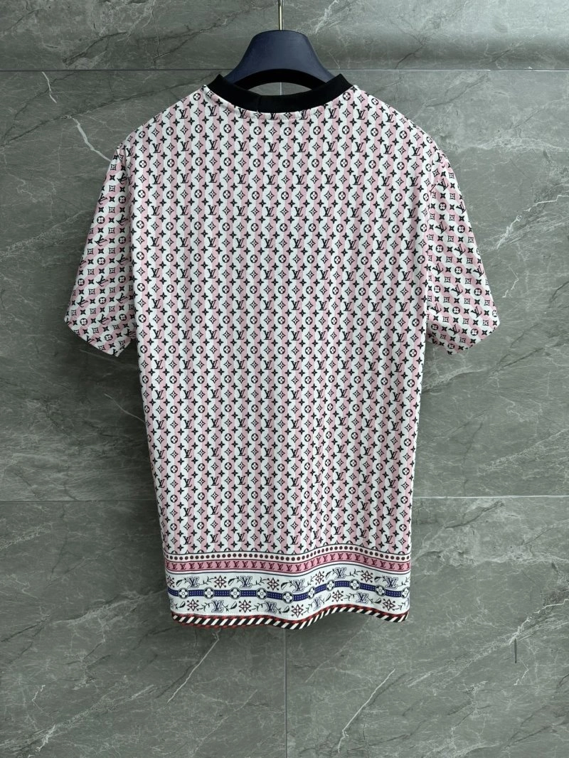 WellDesigned Louis Vuitton T-Shirts 131305