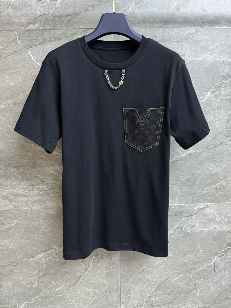 Seasonal Louis Vuitton T-Shirts 131294