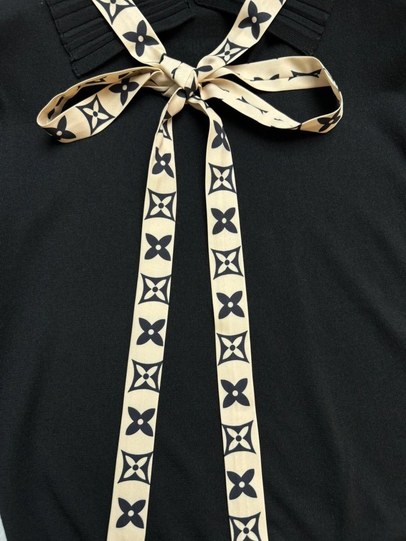 Modern Louis Vuitton T-Shirts 131283
