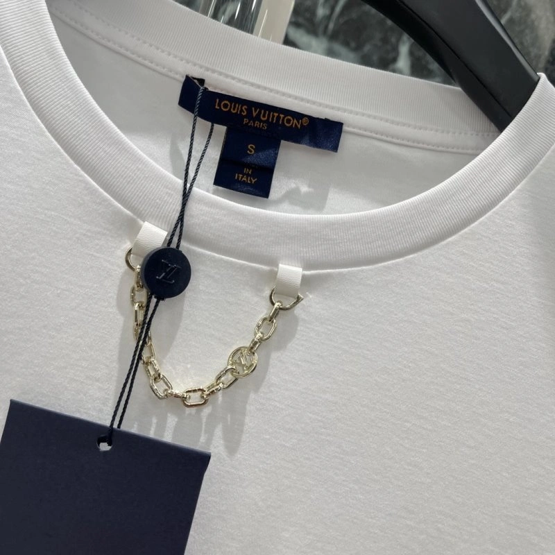 Louis Vuitton T-Shirts Comfortable 131290