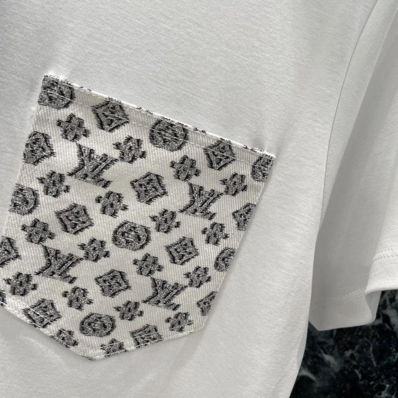 Louis Vuitton T-Shirts Comfortable 131290