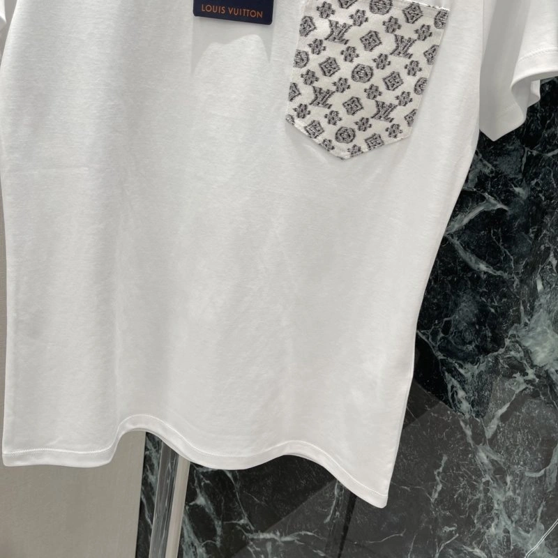 Louis Vuitton T-Shirts Comfortable 131290