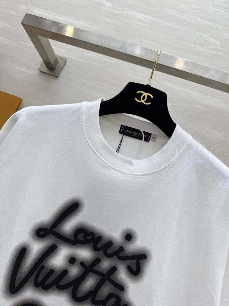 Attractive Louis Vuitton T-Shirts 131300