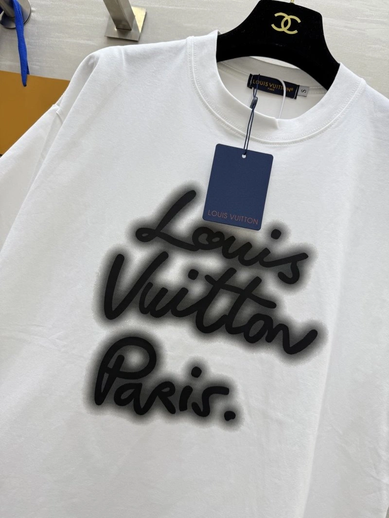 Attractive Louis Vuitton T-Shirts 131300