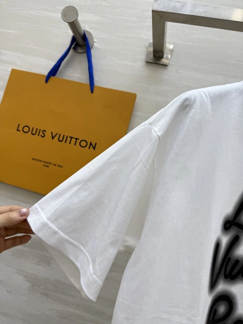 Attractive Louis Vuitton T-Shirts 131300