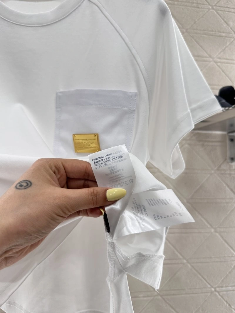 Louis Vuitton T-Shirts WeatherProof 131241