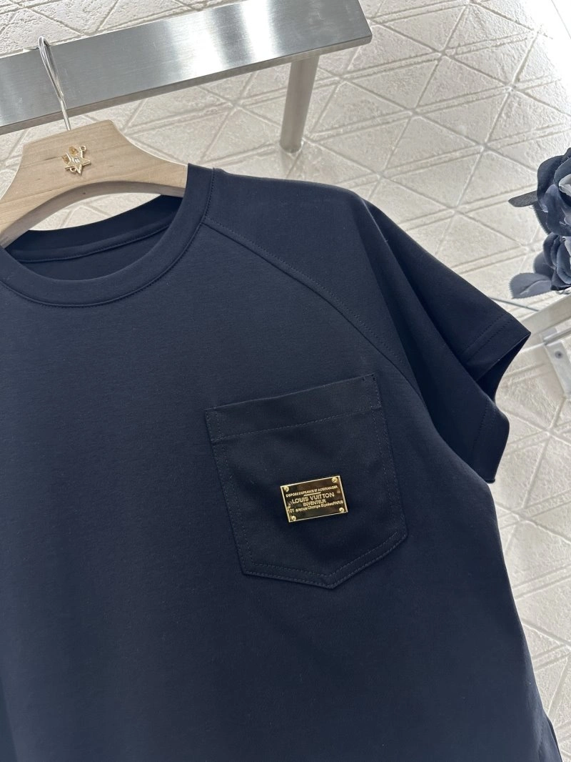 Louis Vuitton T-Shirts Chic 131250