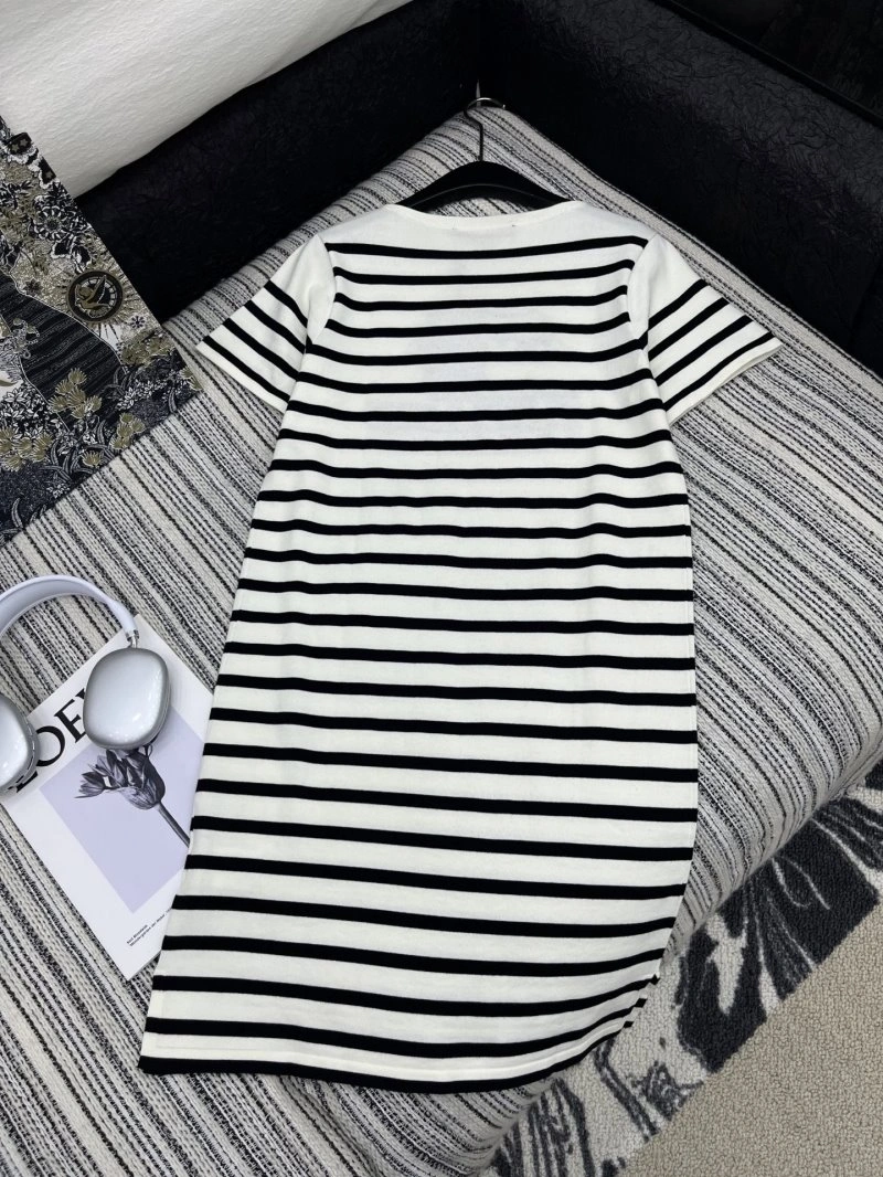 Louis Vuitton T-Shirts Modern 131235