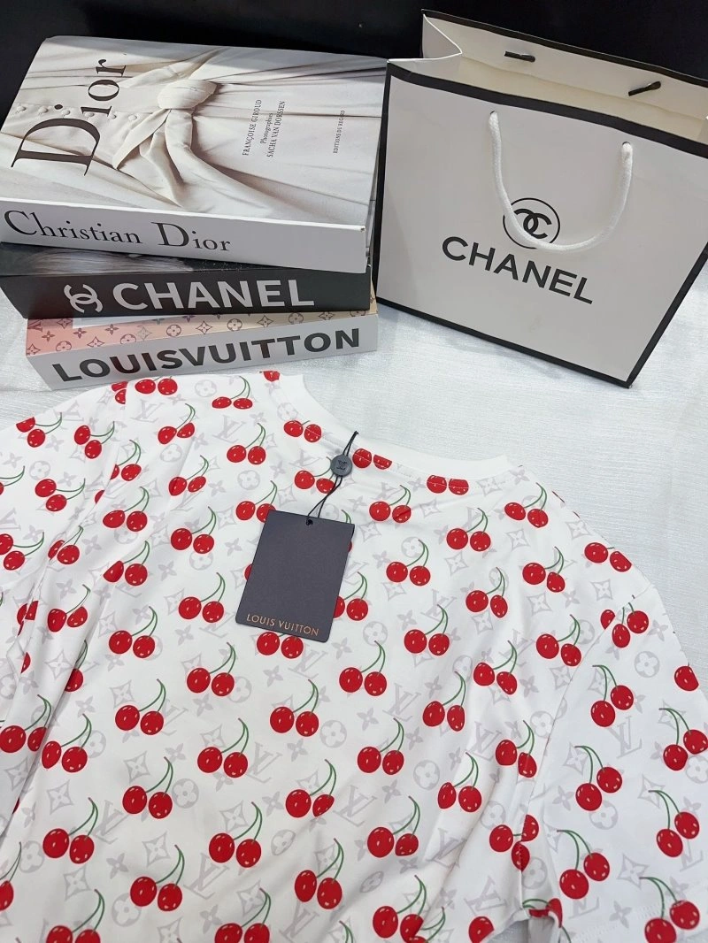 Youthful Louis Vuitton T-Shirts 131230