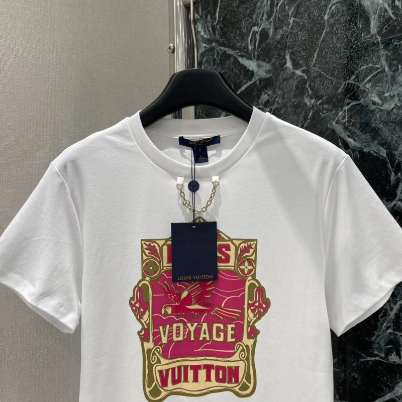 Supportive Louis Vuitton T-Shirts 131222