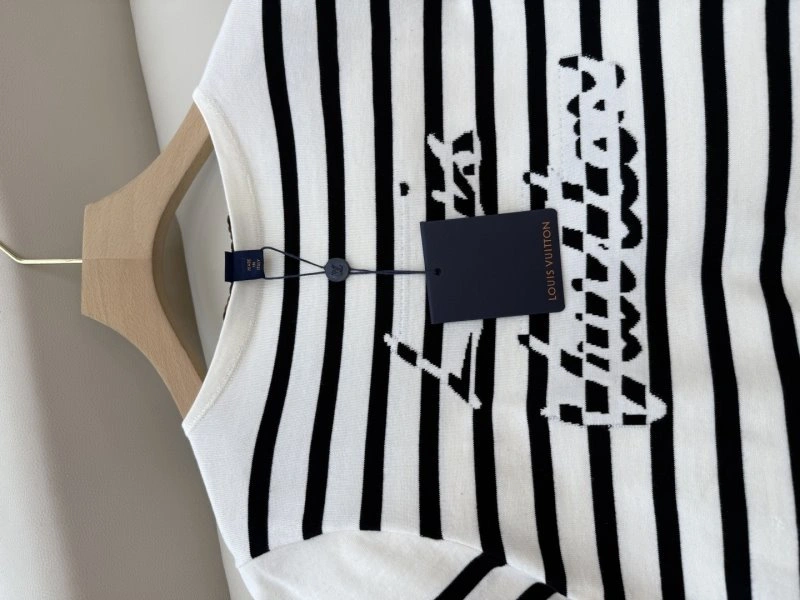 OnTrend Louis Vuitton T-Shirts 131219
