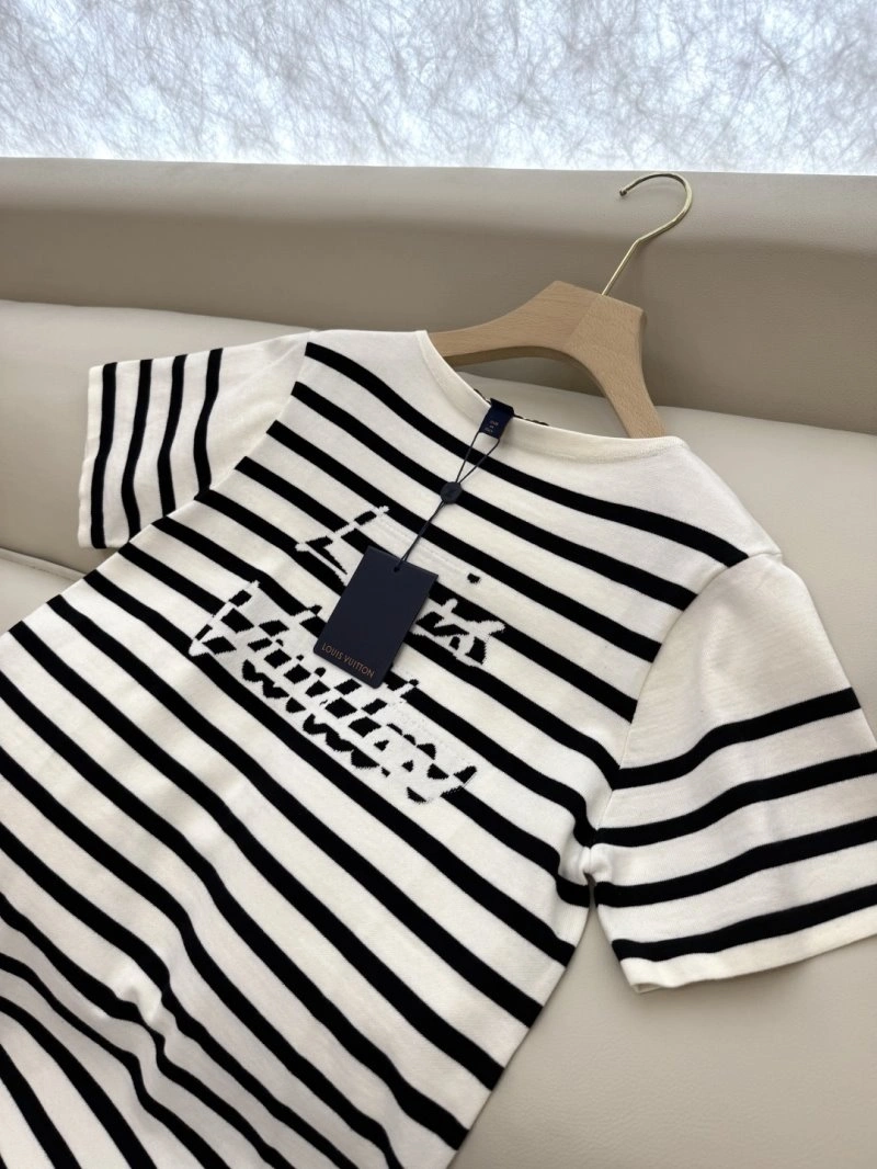 OnTrend Louis Vuitton T-Shirts 131219