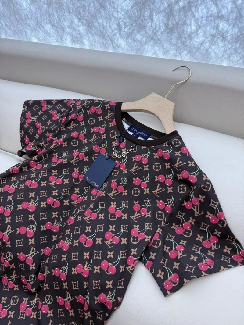 TechFriendly Louis Vuitton T-Shirts 131211
