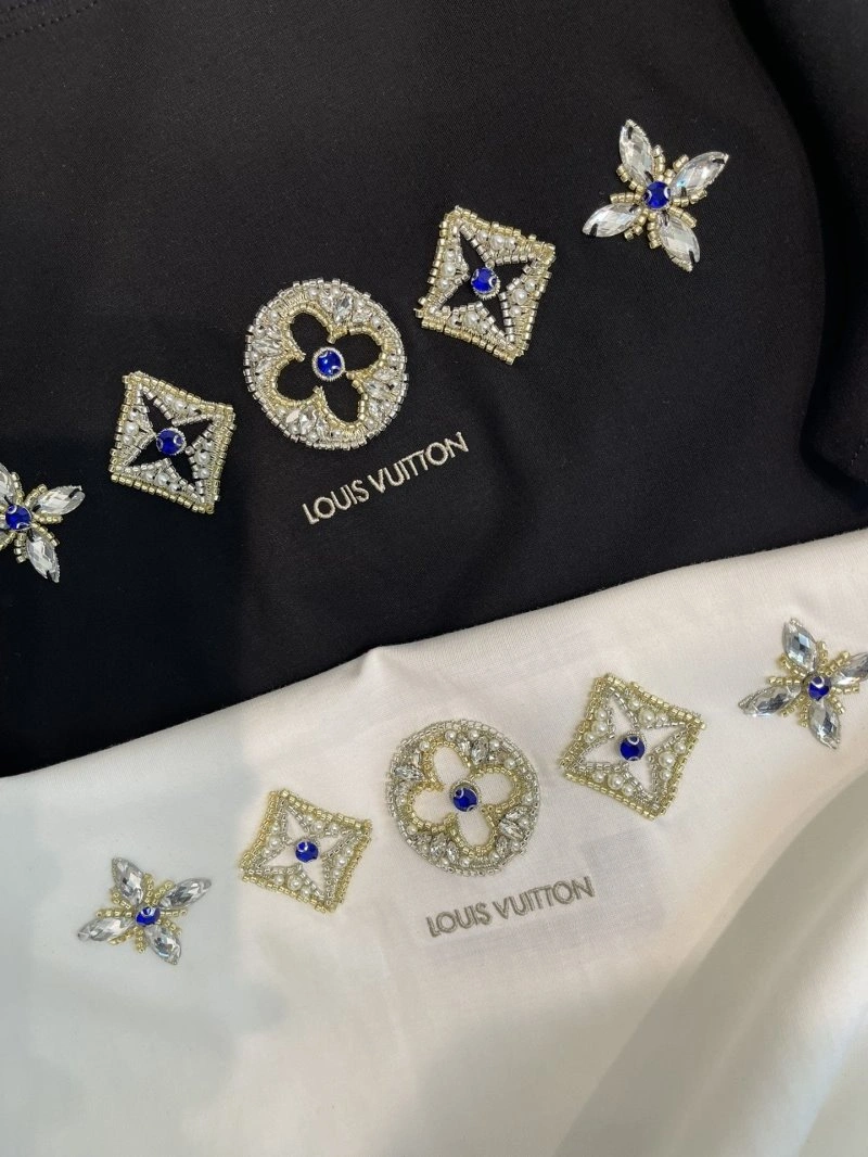 Unisex Louis Vuitton T-Shirts 131208