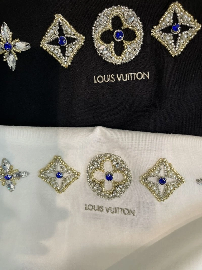 Unisex Louis Vuitton T-Shirts 131208