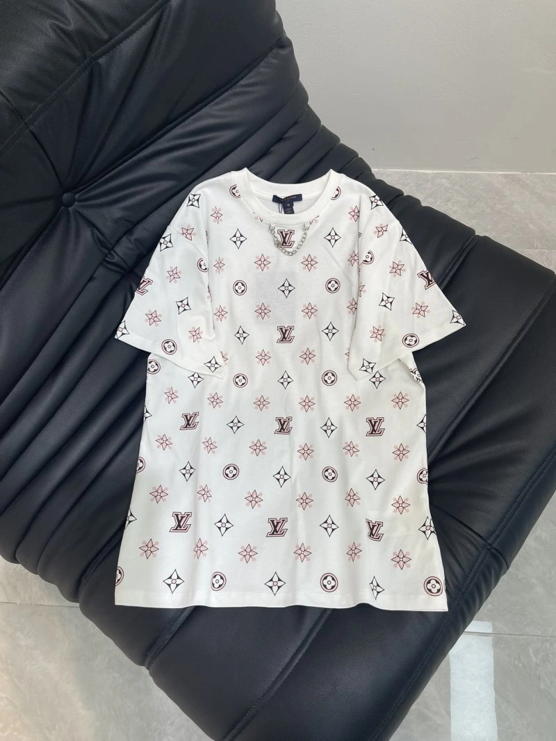 NewStyle Louis Vuitton T-Shirts 131200