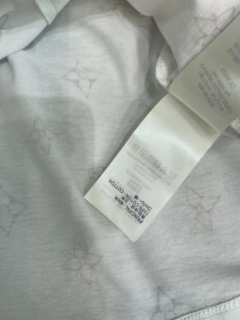 NewStyle Louis Vuitton T-Shirts 131200