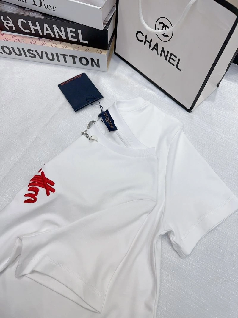 DailyWear Louis Vuitton T-Shirts 131195