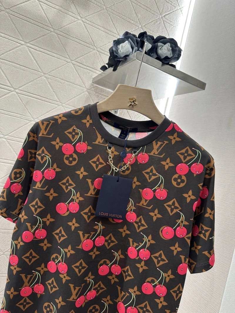 BestValue Louis Vuitton T-Shirts 131217