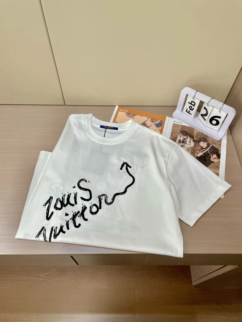 Upgraded Louis Vuitton T-Shirts 133665