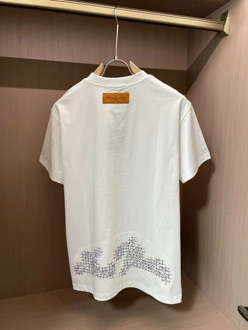 Breathable Louis Vuitton T-Shirts 133664