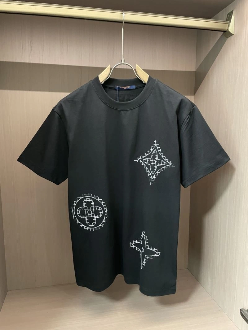 Breathable Louis Vuitton T-Shirts 133664