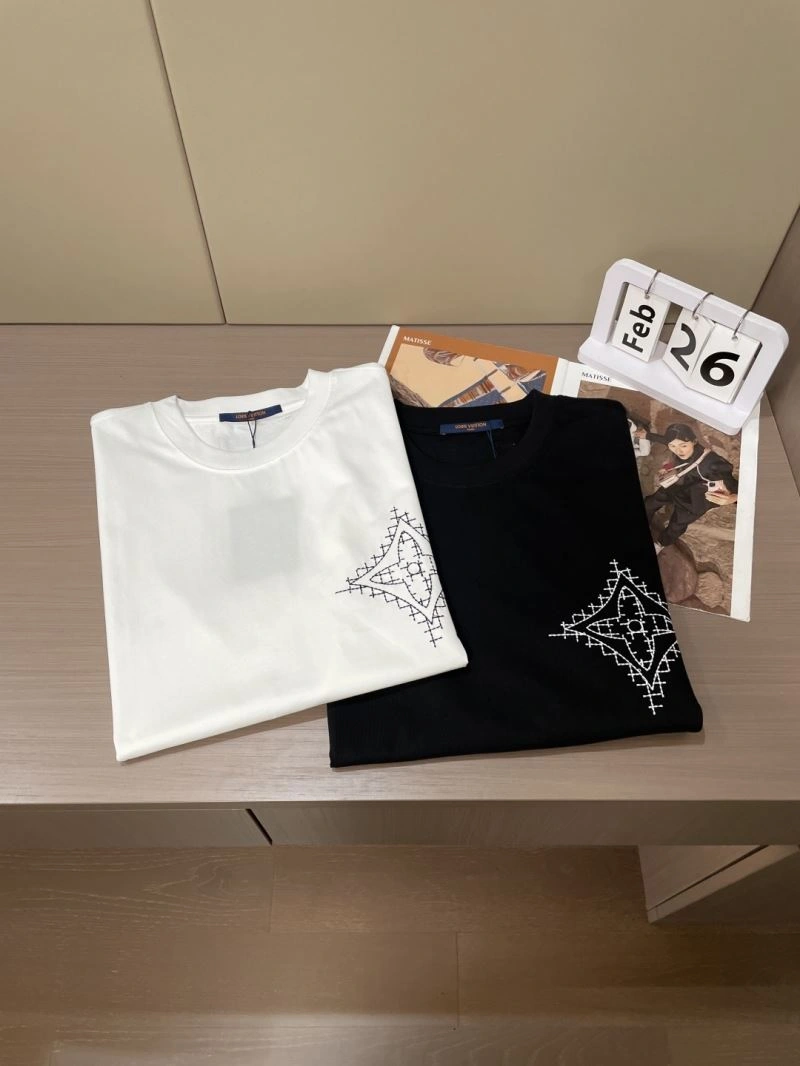 Breathable Louis Vuitton T-Shirts 133664