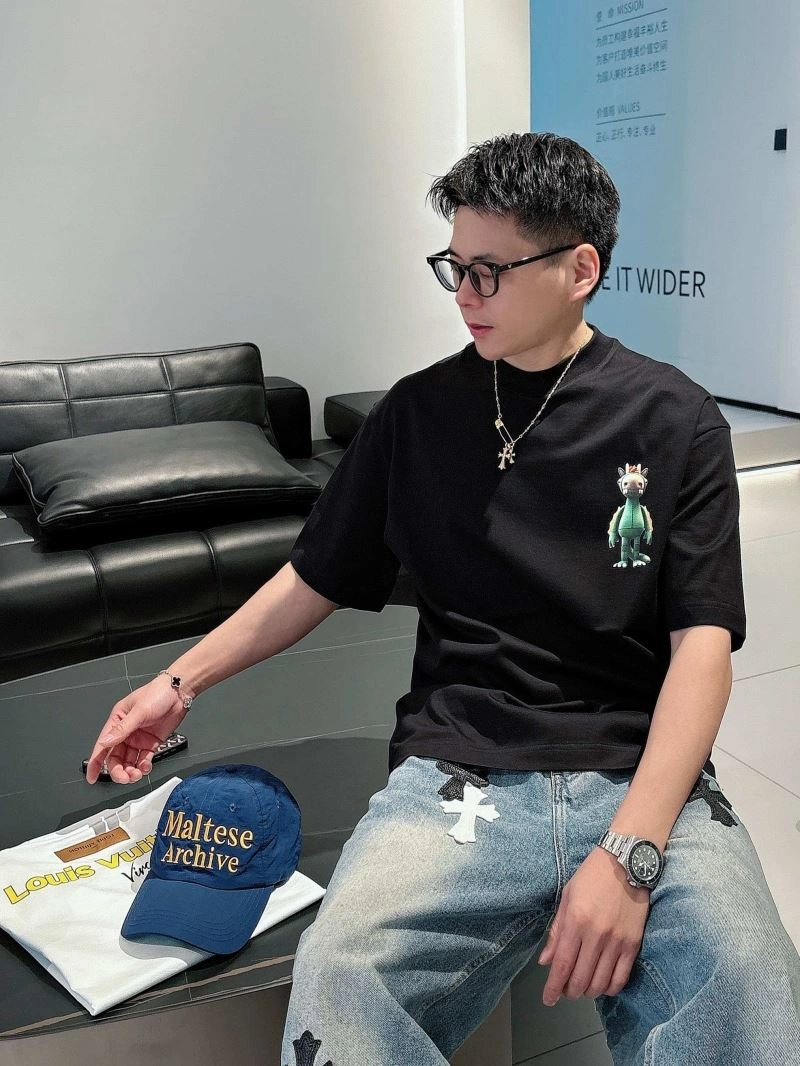 Trendy Louis Vuitton T-Shirts 133671