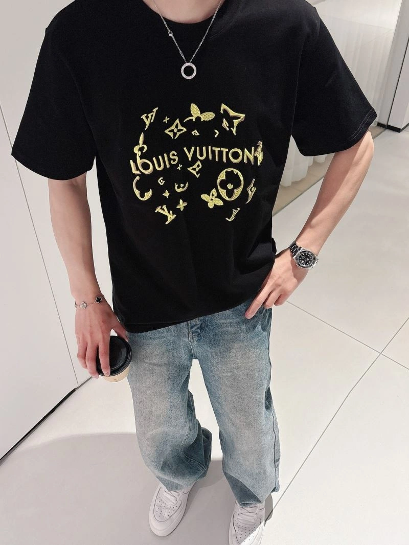 Louis Vuitton T-Shirts TimelessDesign 133640