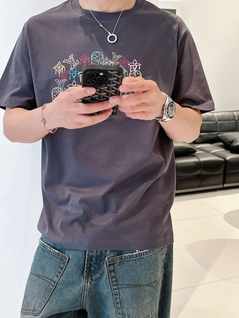 DailyWear Louis Vuitton T-Shirts 133661