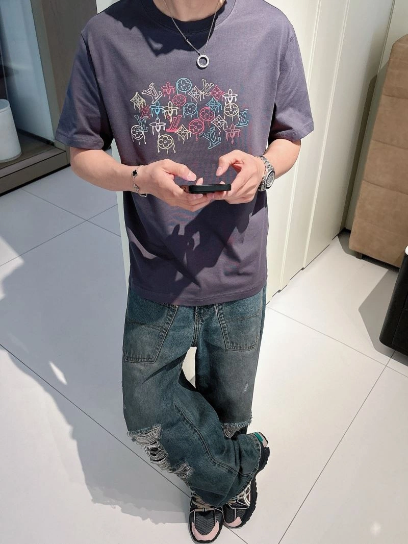 DailyWear Louis Vuitton T-Shirts 133661
