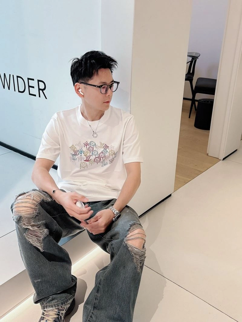 Louis Vuitton T-Shirts EasyMatch 133641