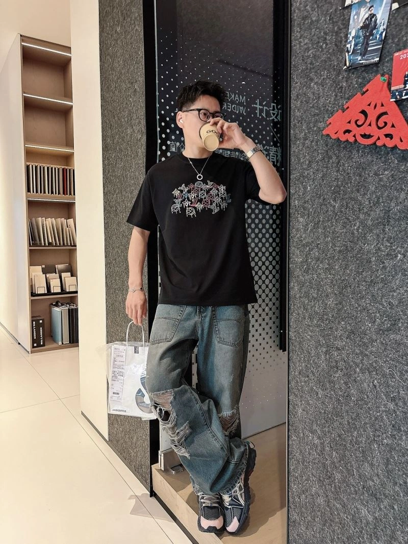 Flexible Louis Vuitton T-Shirts 133638