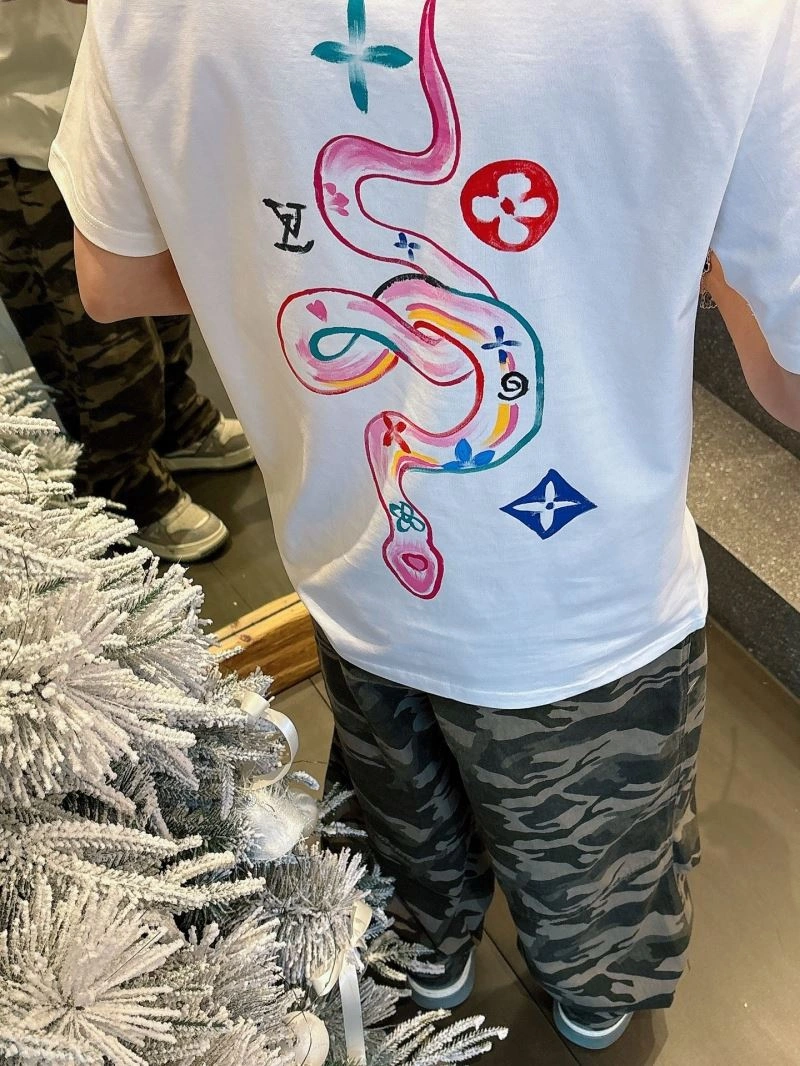 Unique Louis Vuitton T-Shirts 133623